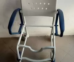Sedia a rotelle carrozzina disabili ed anziani - 4