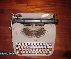 Vintage Macchina da scrivere - 1
