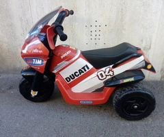 Moto Ducati 3 ruote elettrica Desmosedici  Peg Perego